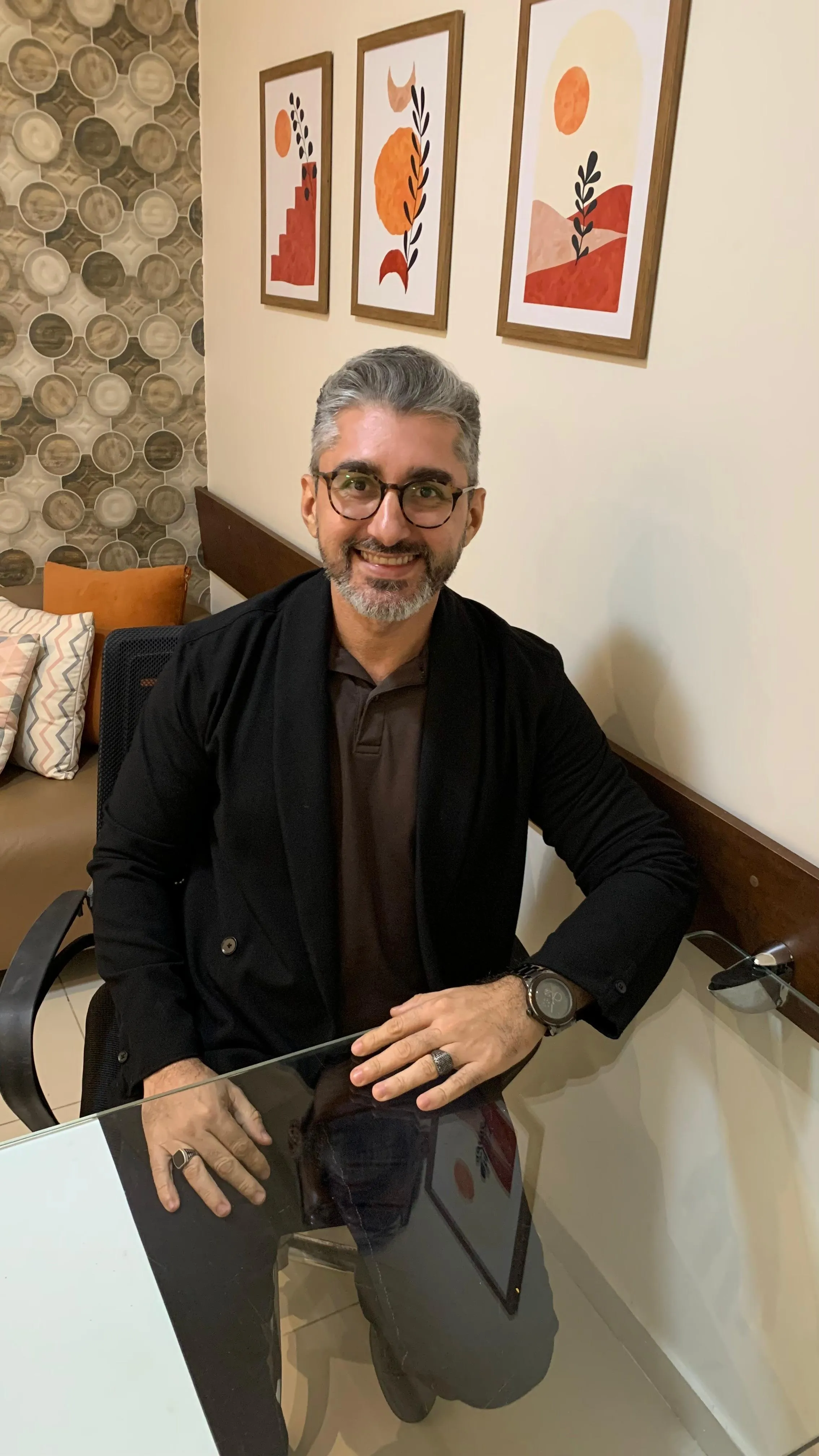 Arnaldo Doth – Psicólogo Clínico