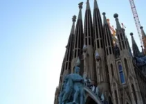 estátua da Sagrada Família
